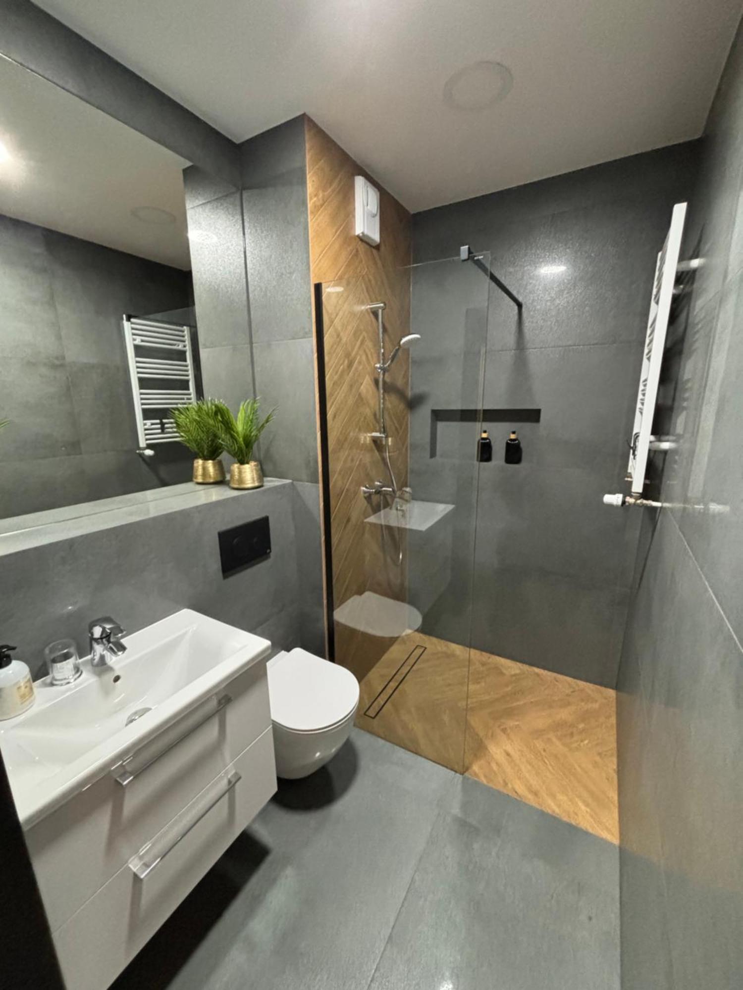 Ami Luxury Vi Apartment